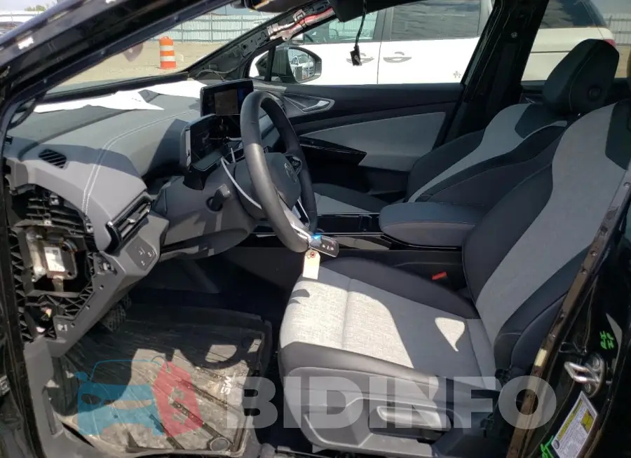 1V2BMPE87PC019849 Photo# 7
