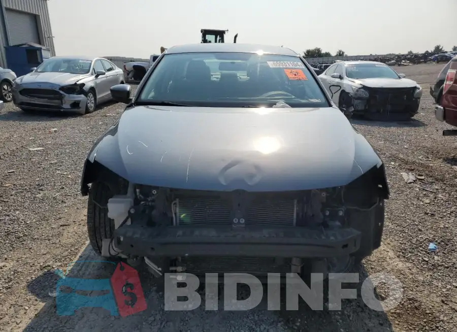 3VW2B7AJ1HM404157 Photo# 5