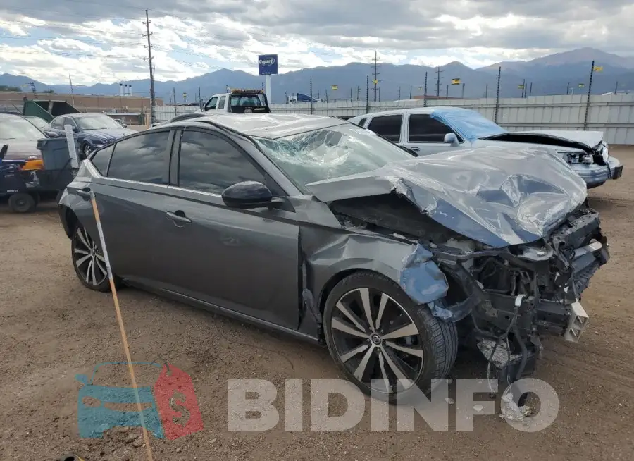 1N4BL4CV2KC163593 Photo# 4