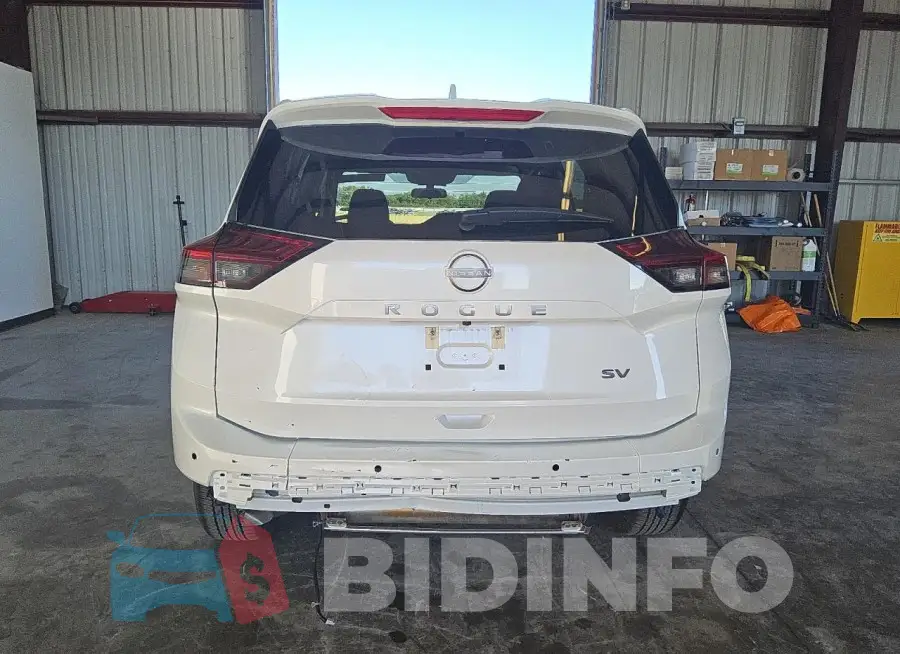 5N1BT3BA9RC710819 Photo# 6