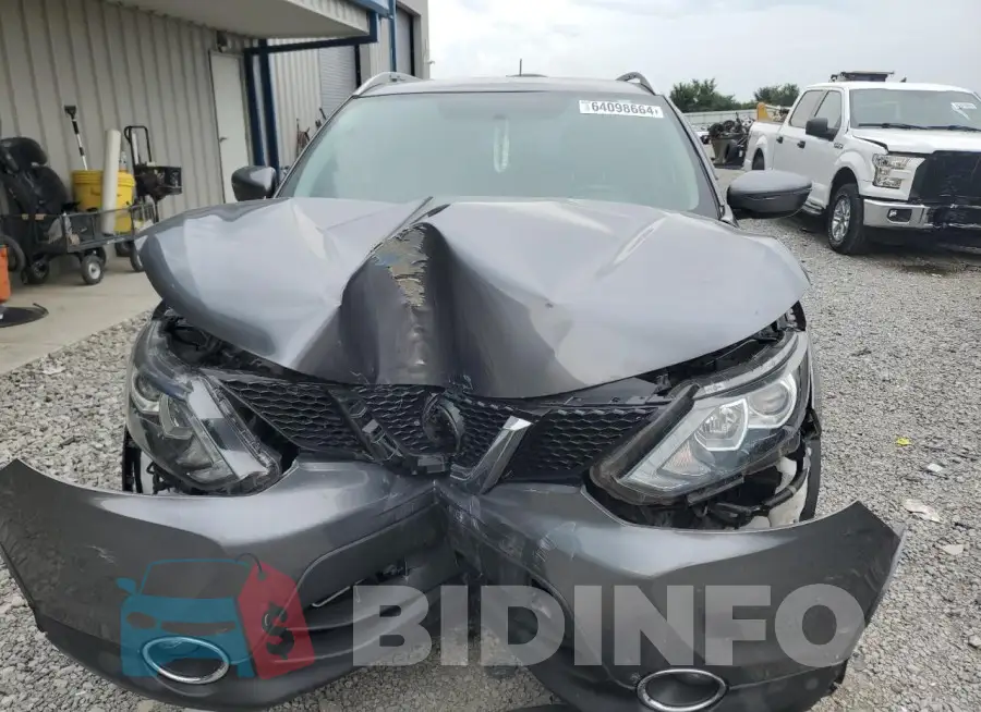 JN1BJ1CP3HW025877 Photo# 5