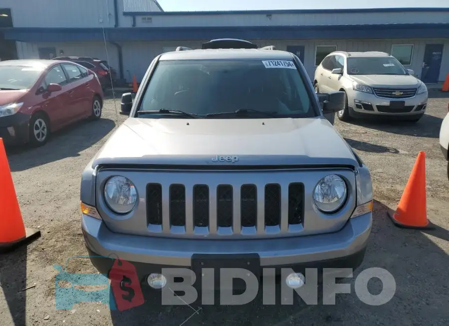 1C4NJRCBXFD216749 Photo# 5
