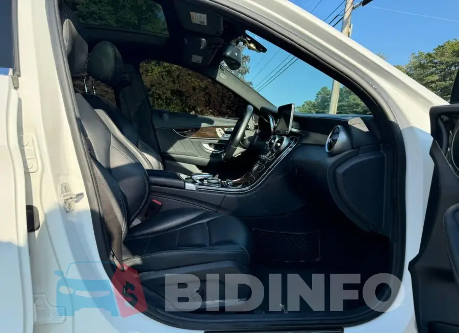 55SWF4JB8GU115004 Photo# 5