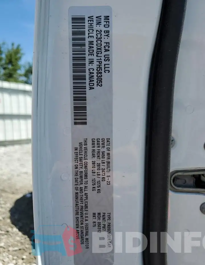 2C3CDXGJ1PH583052 Photo# 13