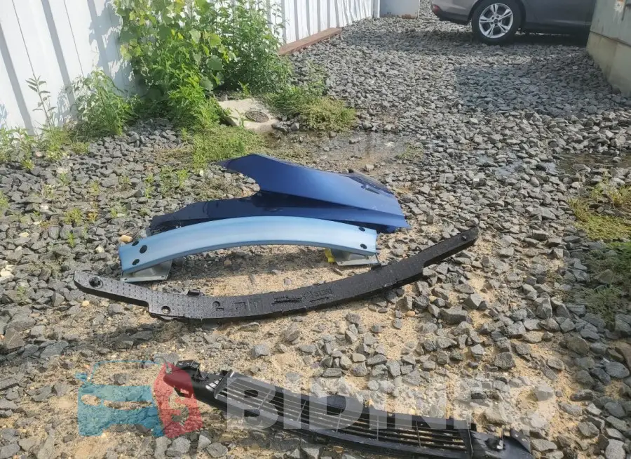 5YJ3E1EA4PF643081 Photo# 12