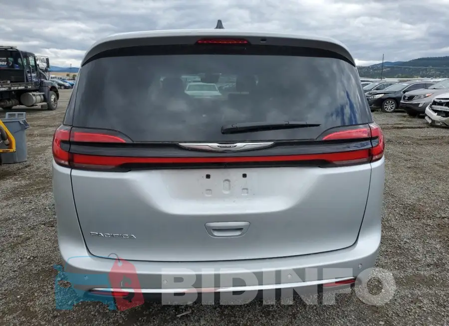 2C4RC1BG8RR172018 Photo# 6