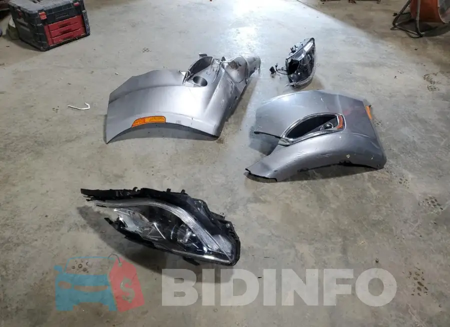 2C4RC1FG3JR270503 Photo# 13