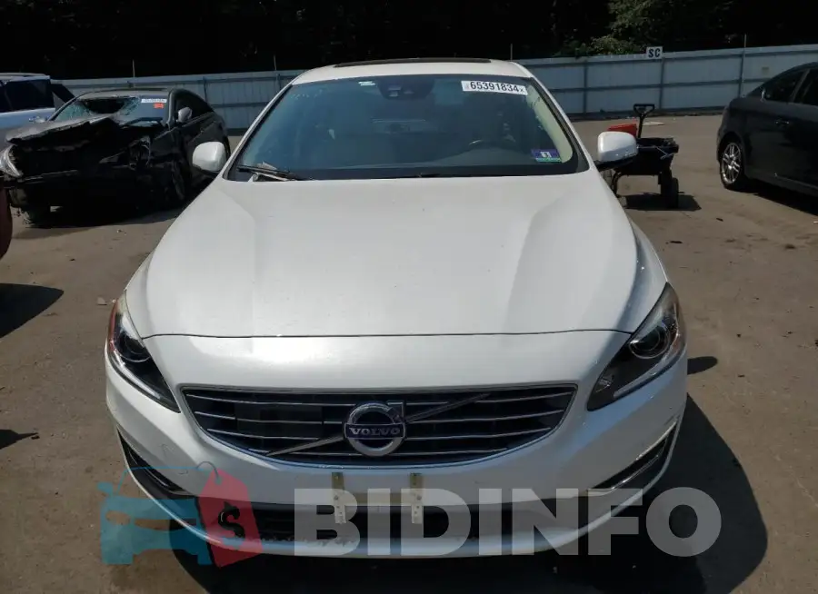 LYV402TM0JB162372 Photo# 5