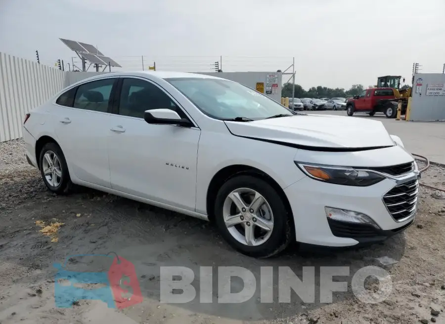 1G1ZD5ST8NF193009 Photo# 4
