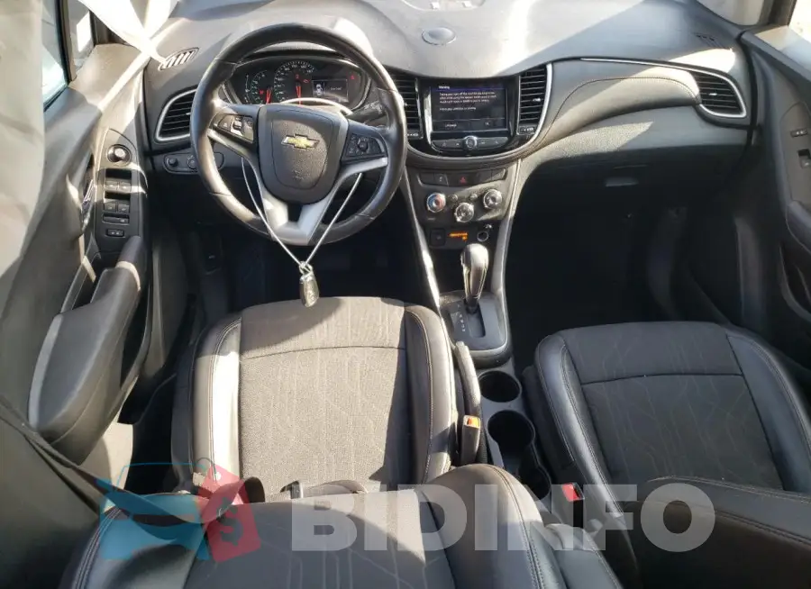 KL7CJLSBXLB055717 Photo# 8
