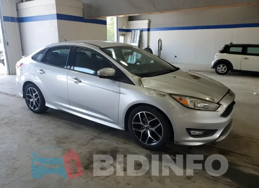 1FADP3F20GL280329 Photo# 4