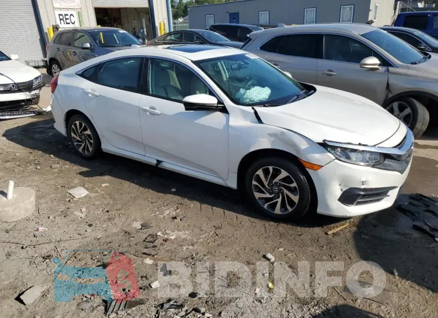 2HGFC2F76HH558882 Photo# 4