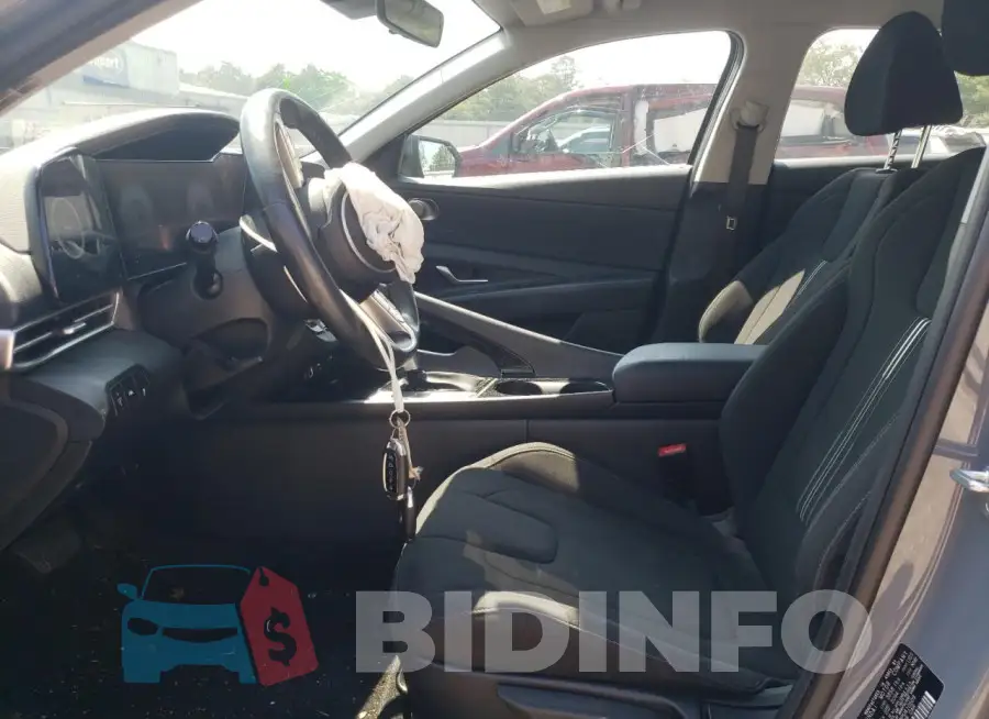 KMHLS4AG3PU410509 Photo# 7