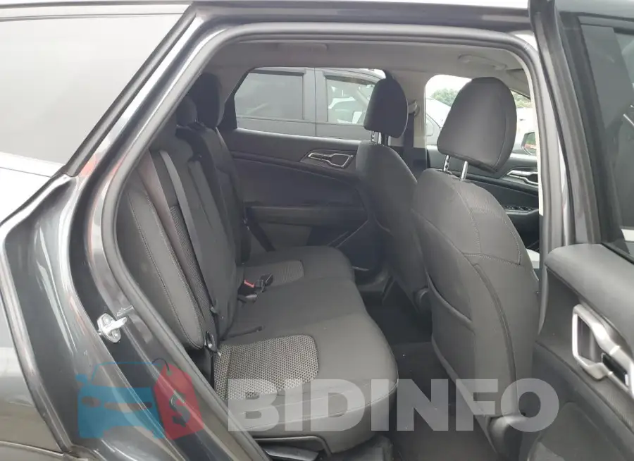 KNDPU3AFXP7160458 Photo# 11