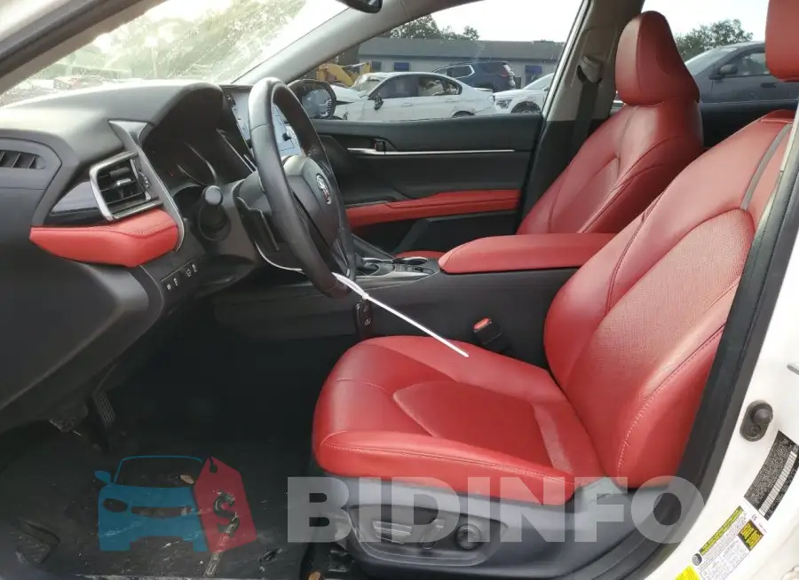 4T1K61AK8PU112587 Photo# 7