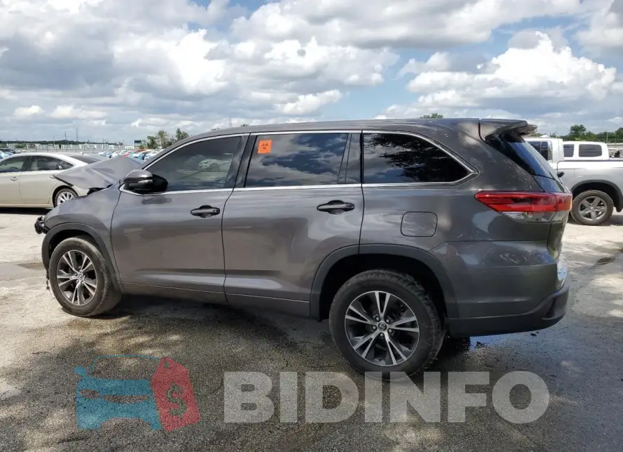 5TDZARFH7JS040225 Photo# 2
