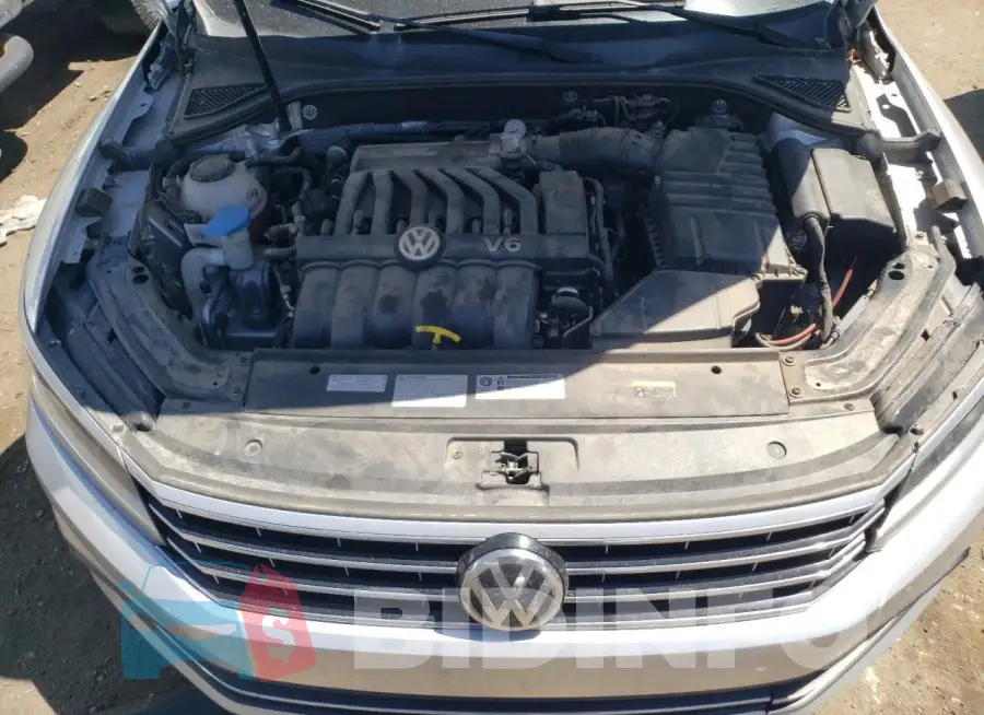 1VWCM7A33JC001921 Photo# 11