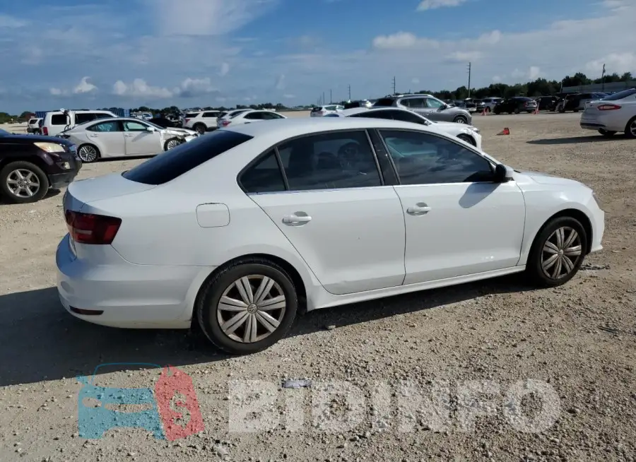 3VW167AJ5HM314638 Photo# 3