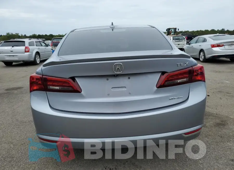19UUB3F56FA002033 Photo# 6