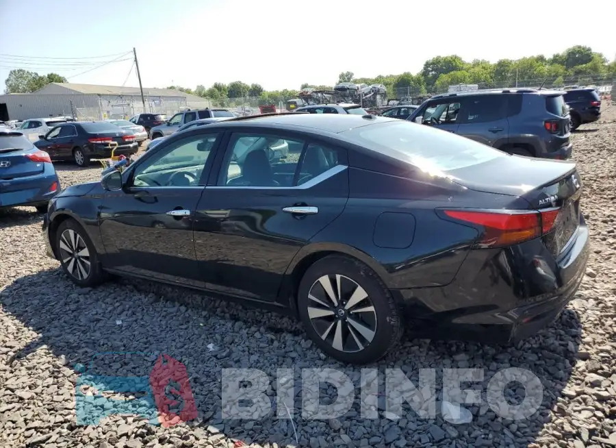 1N4BL4EV1KC170533 Photo# 2