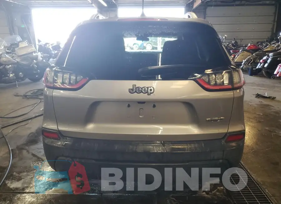 1C4PJLCB5KD160316 Photo# 6