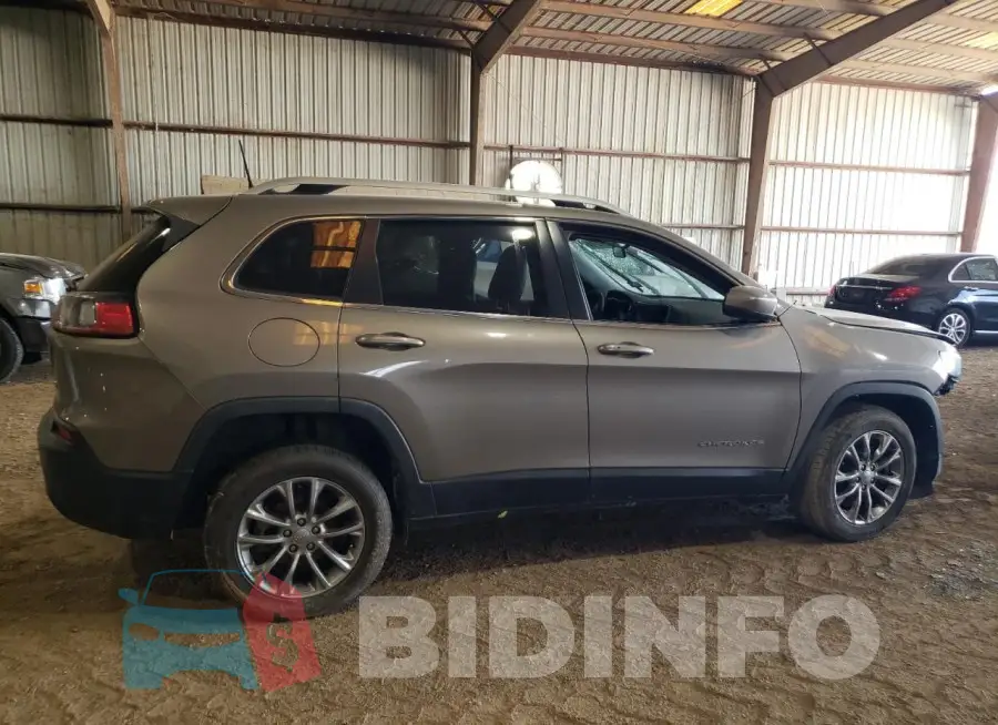1C4PJLLB2KD312813 Photo# 3