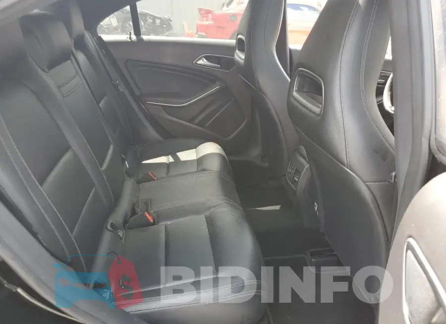 WDDSJ4EB1JN561924 Photo# 10