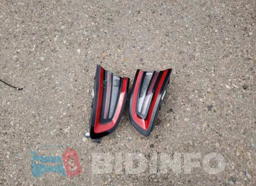 2C3CDXHG3GH328101 Photo# 12