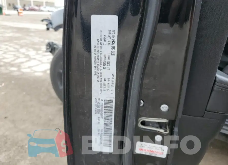 2C3CDXHG6GH285437 Photo# 12