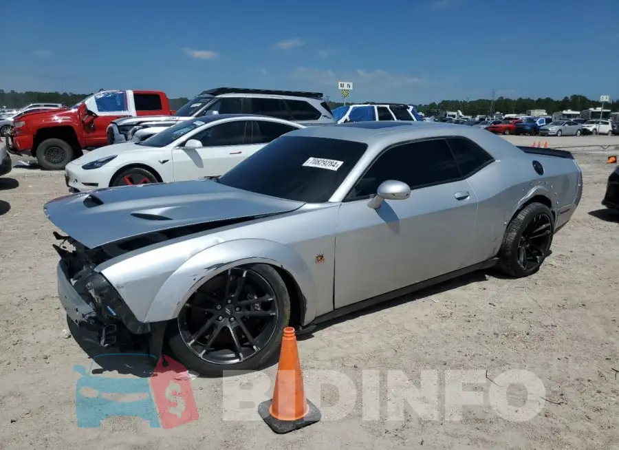 2C3CDZFJ8PH695960 Photo# 1