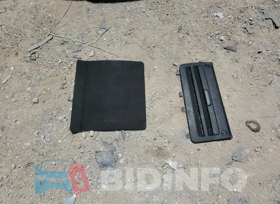 2C4RDGEG3JR282412 Photo# 13