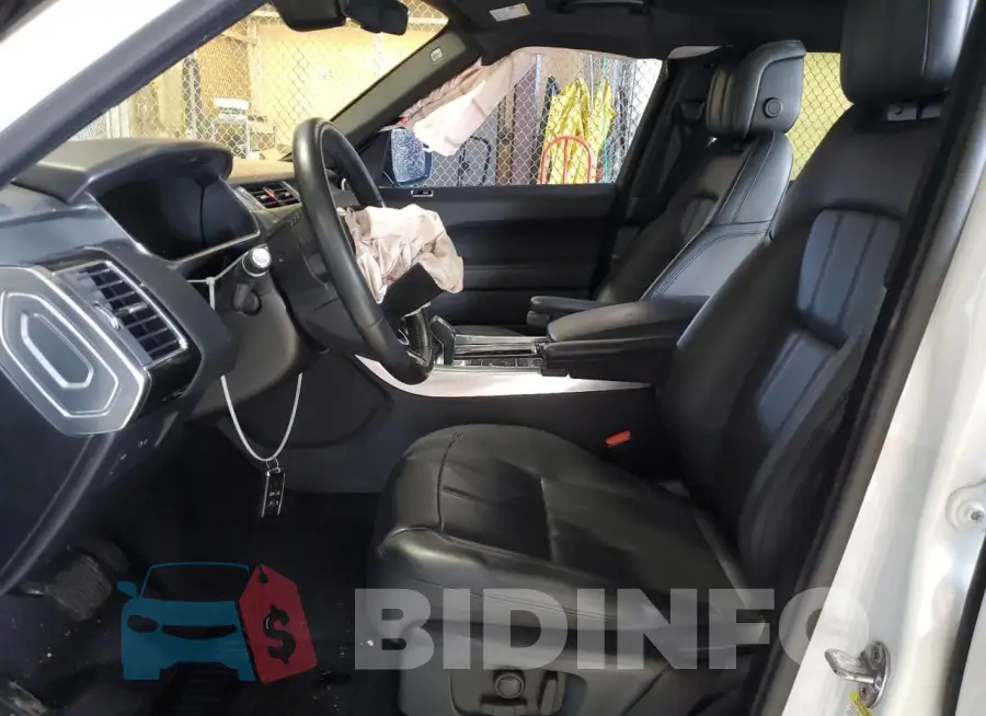 SALWR2SUXLA891823 Photo# 7