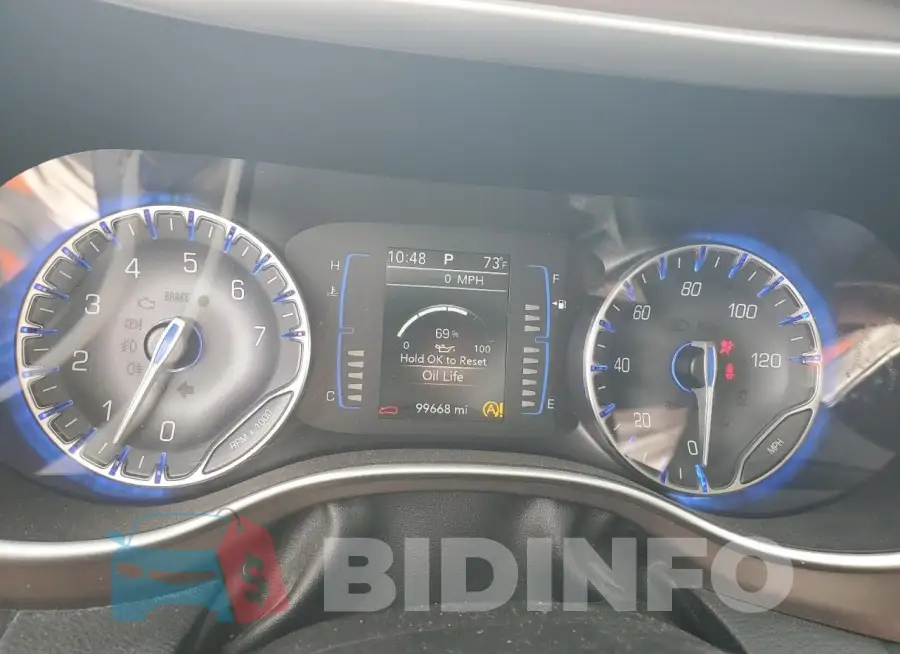 2C4RC1BGXKR593261 Photo# 9