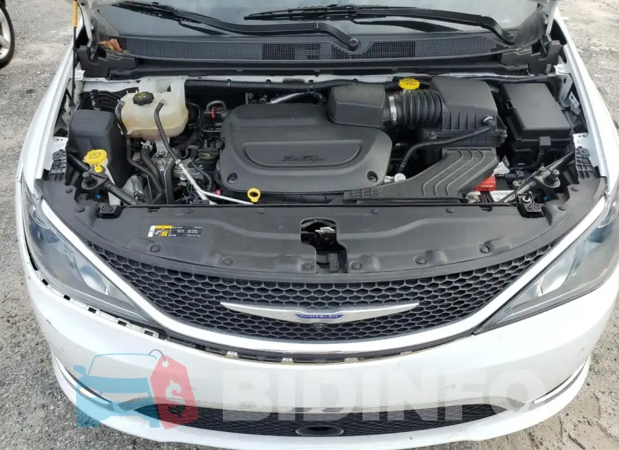 2C4RC1FG7LR135740 Photo# 12