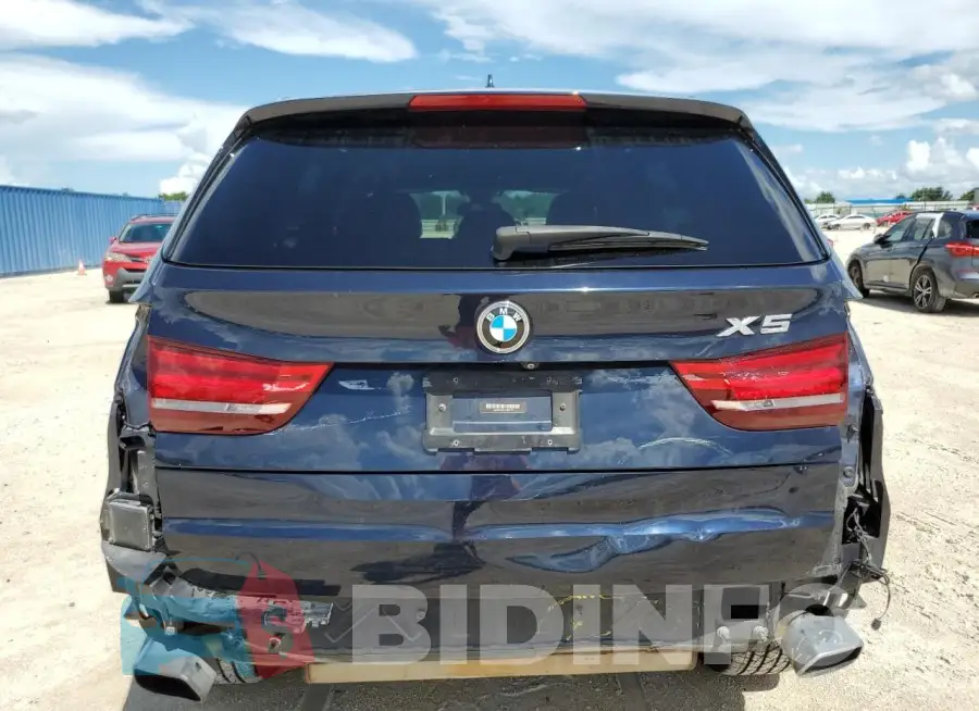 5UXKR0C5XJ0X87187 Photo# 6