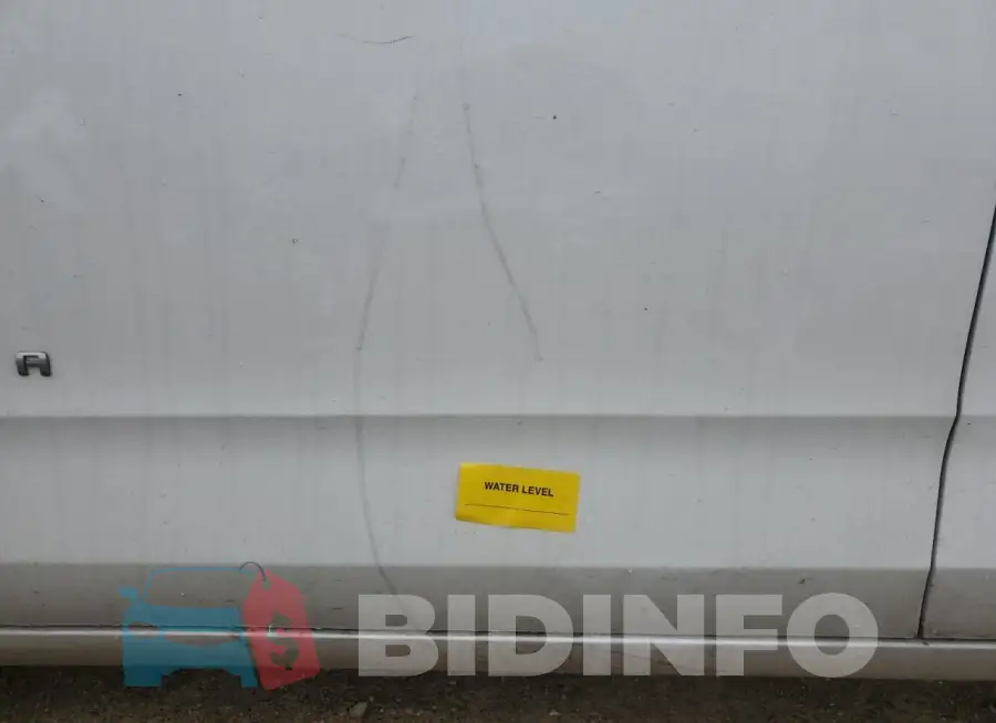 2G11Z5SA9J9125141 Photo# 12