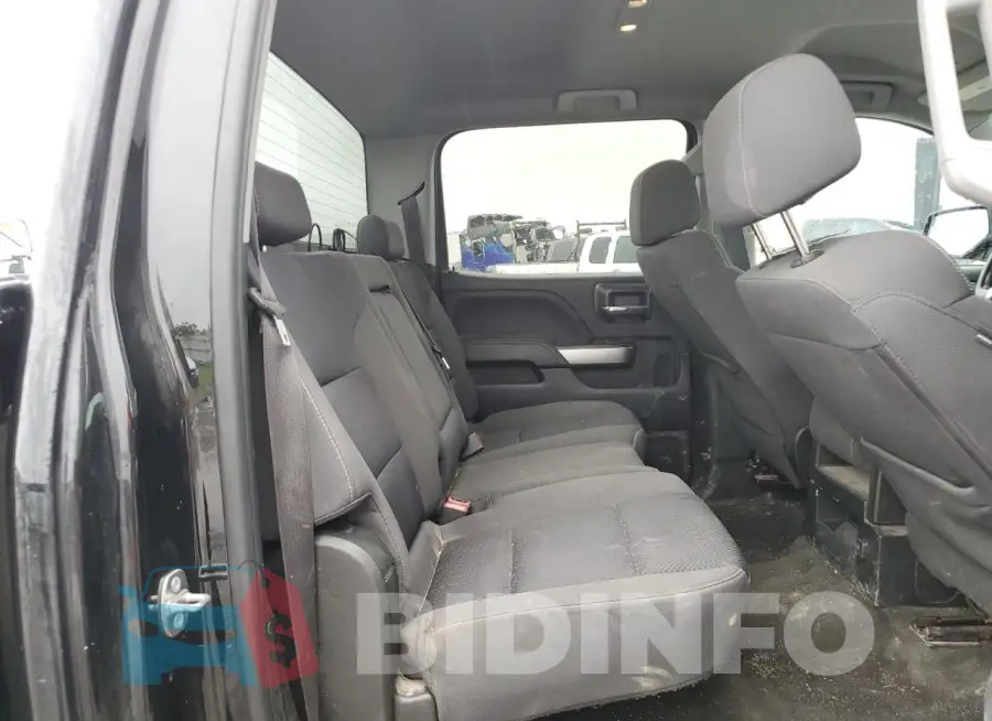 3GCPCREC2JG295273 Photo# 10