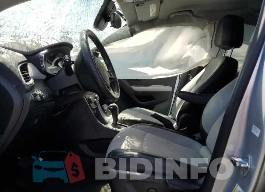 KL7CJPSB0MB322372 Photo# 7