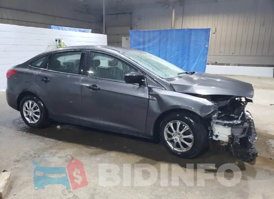 1FADP3E27GL308578 Photo# 4