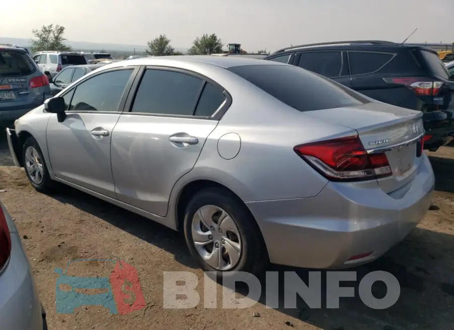 19XFB2F53FE111810 Photo# 2