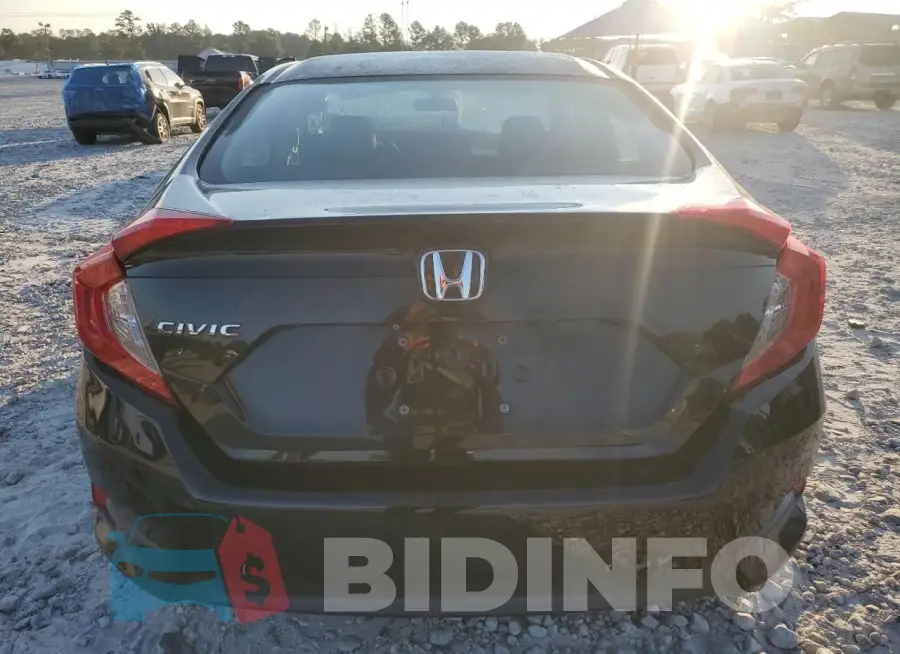 19XFC2F56JE003817 Photo# 6
