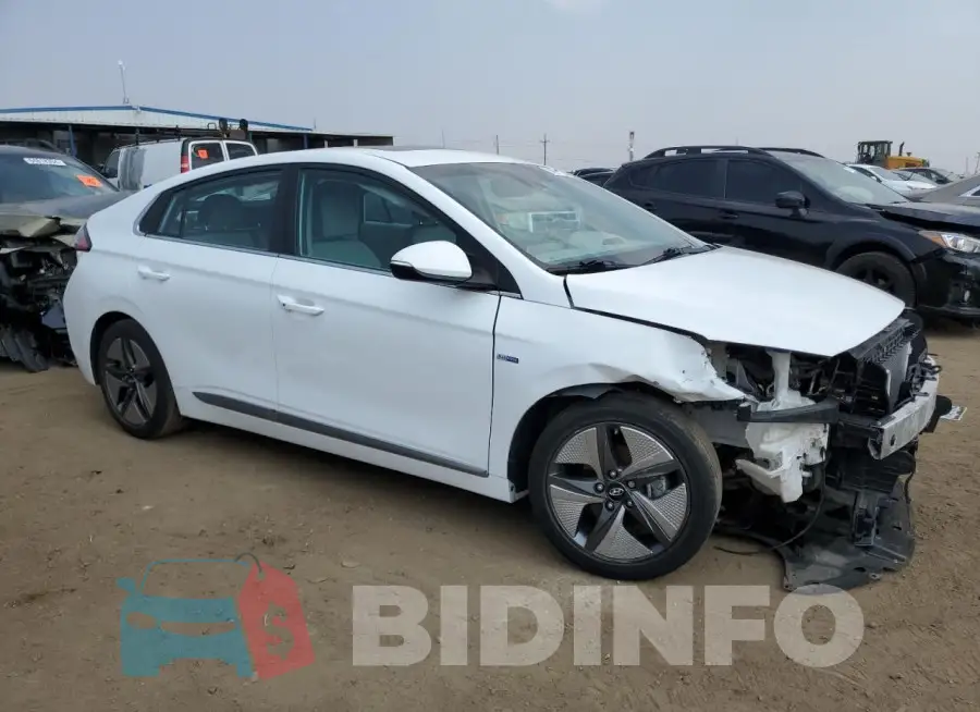 KMHC85LC8LU197209 Photo# 4