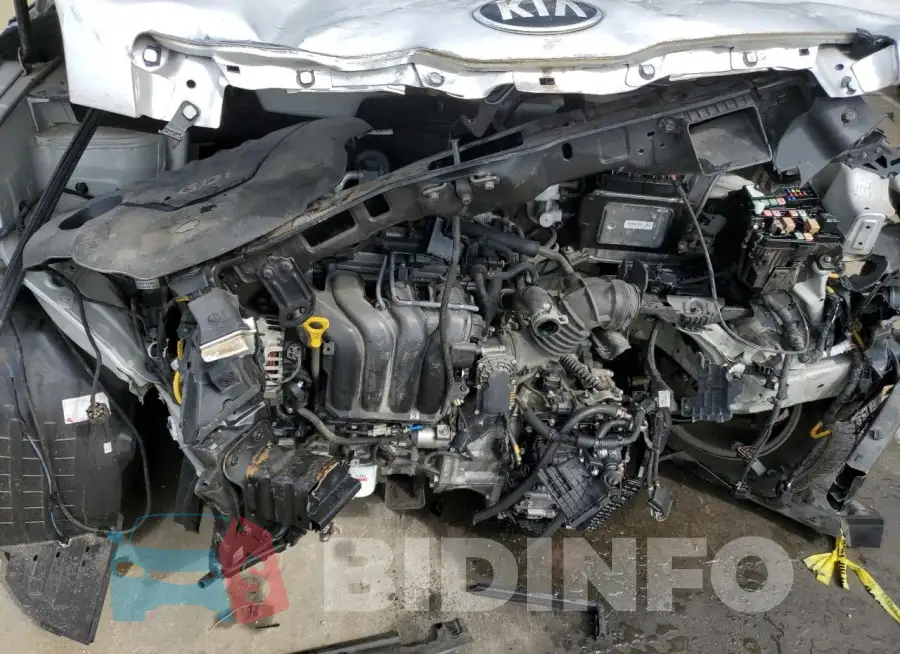 KNDJN2A22F7765342 Photo# 11