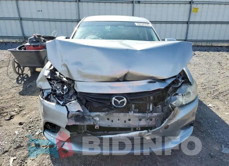 JM1GJ1V60F1165323 Photo# 11