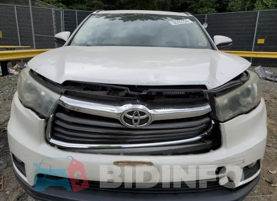 5TDJKRFH8FS140691 Photo# 5