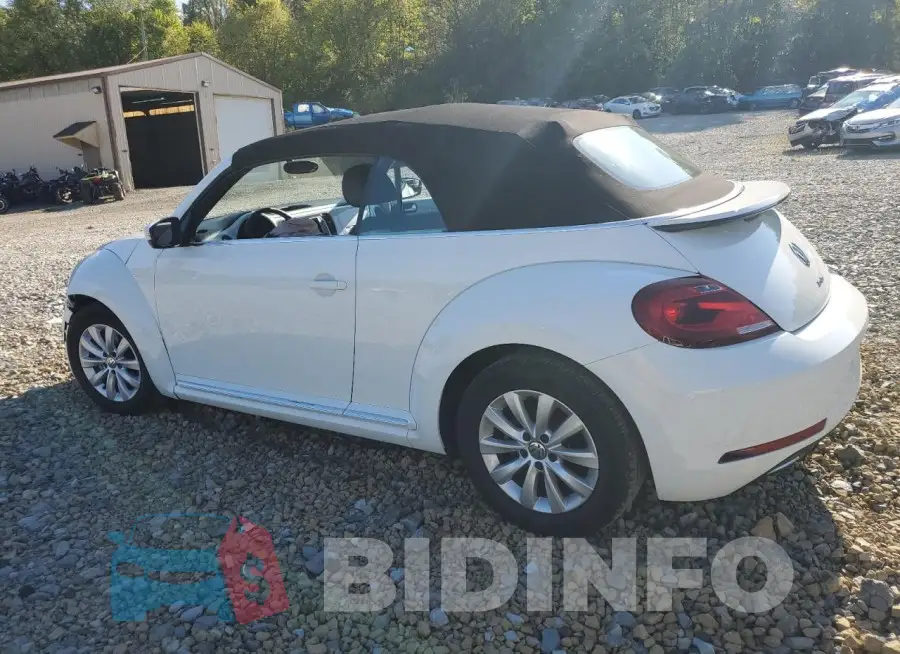 3VW5DAAT8KM504124 Photo# 2
