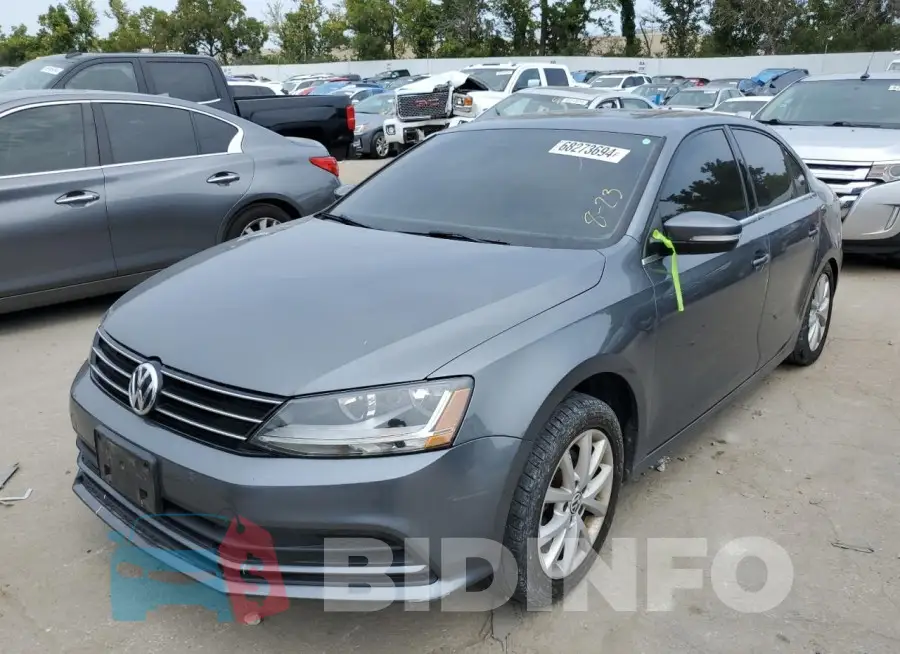 3VWB67AJ9HM300326 Photo# 1