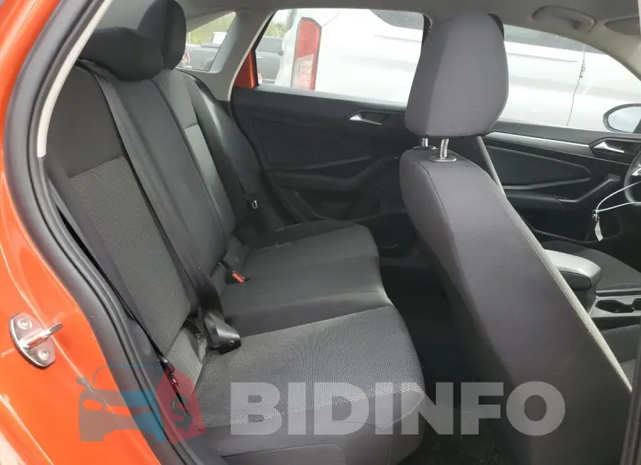 3VWC57BU2MM097144 Photo# 10