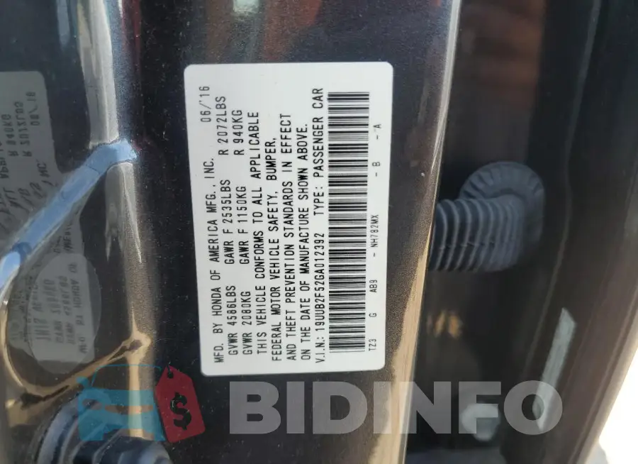19UUB2F52GA012392 Photo# 12