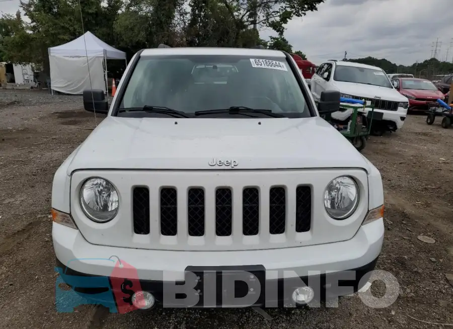 1C4NJRFB7FD207065 Photo# 5